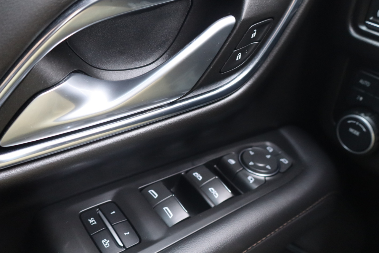 Chevrolet Tahoe High Country 4WD 2022