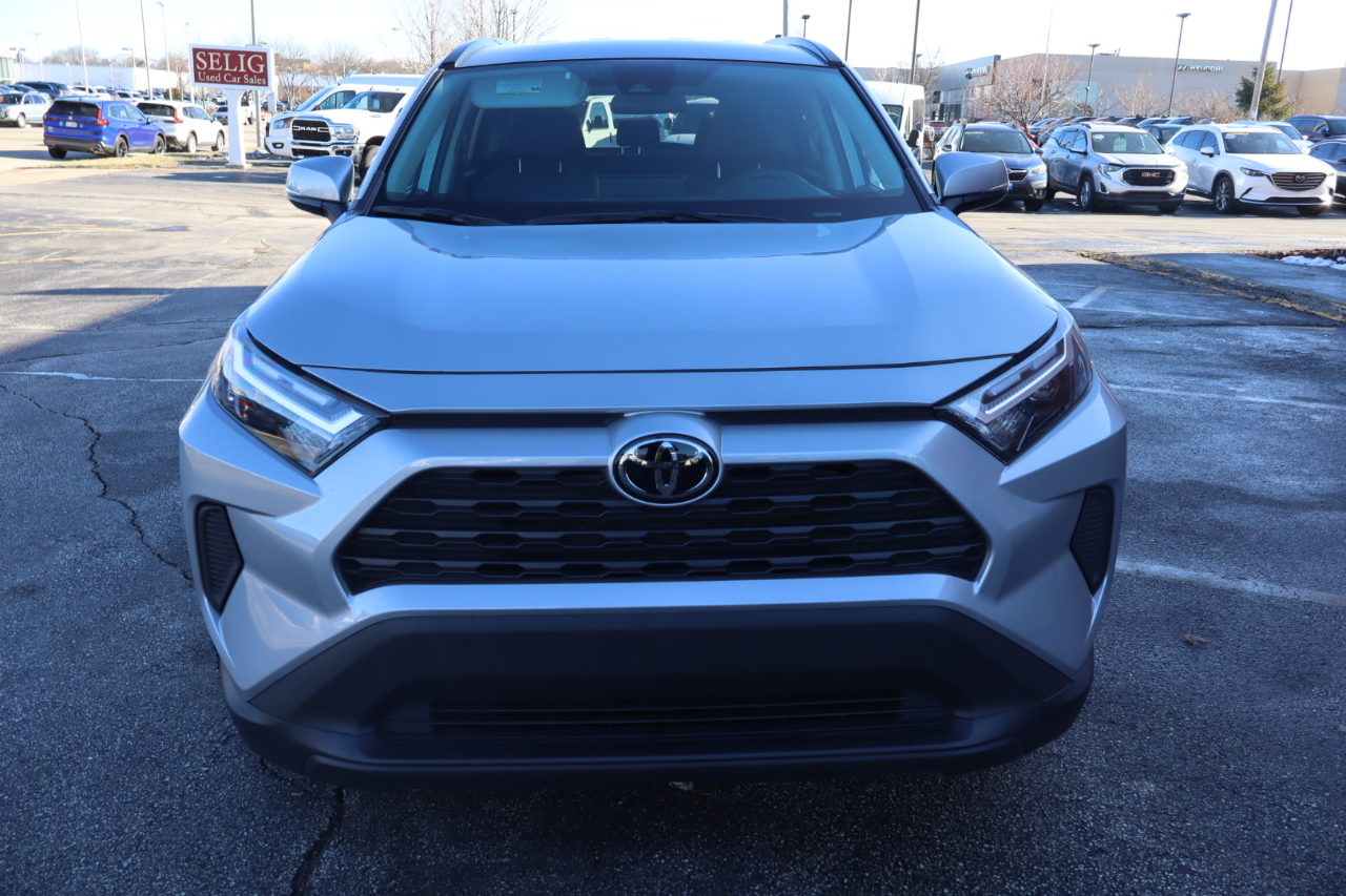 Toyota RAV4 XLE AWD 2022