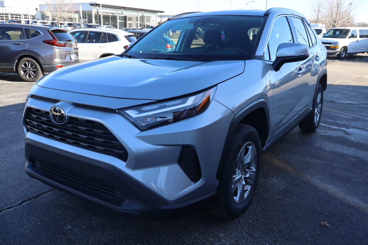 Toyota RAV4 XLE AWD 2022