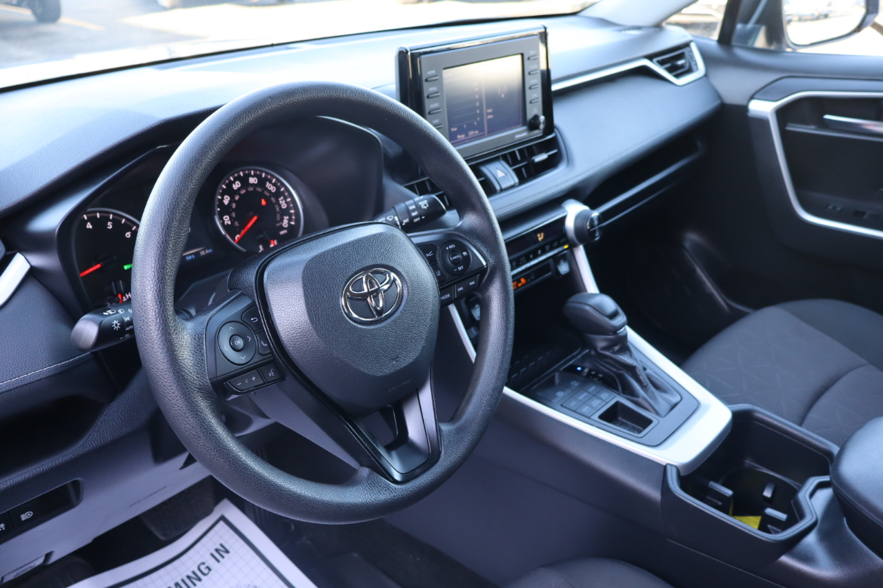 Toyota RAV4 XLE AWD 2022