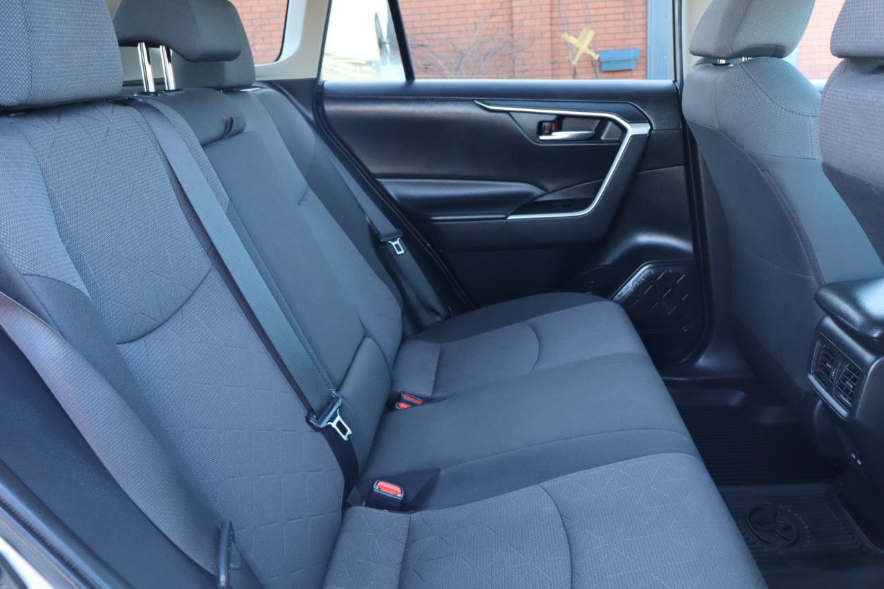 Toyota RAV4 XLE AWD 2022