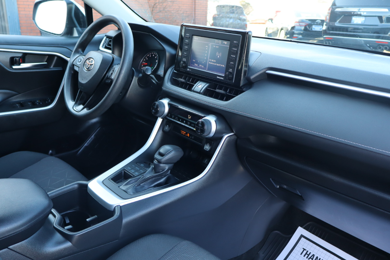 Toyota RAV4 XLE AWD 2022