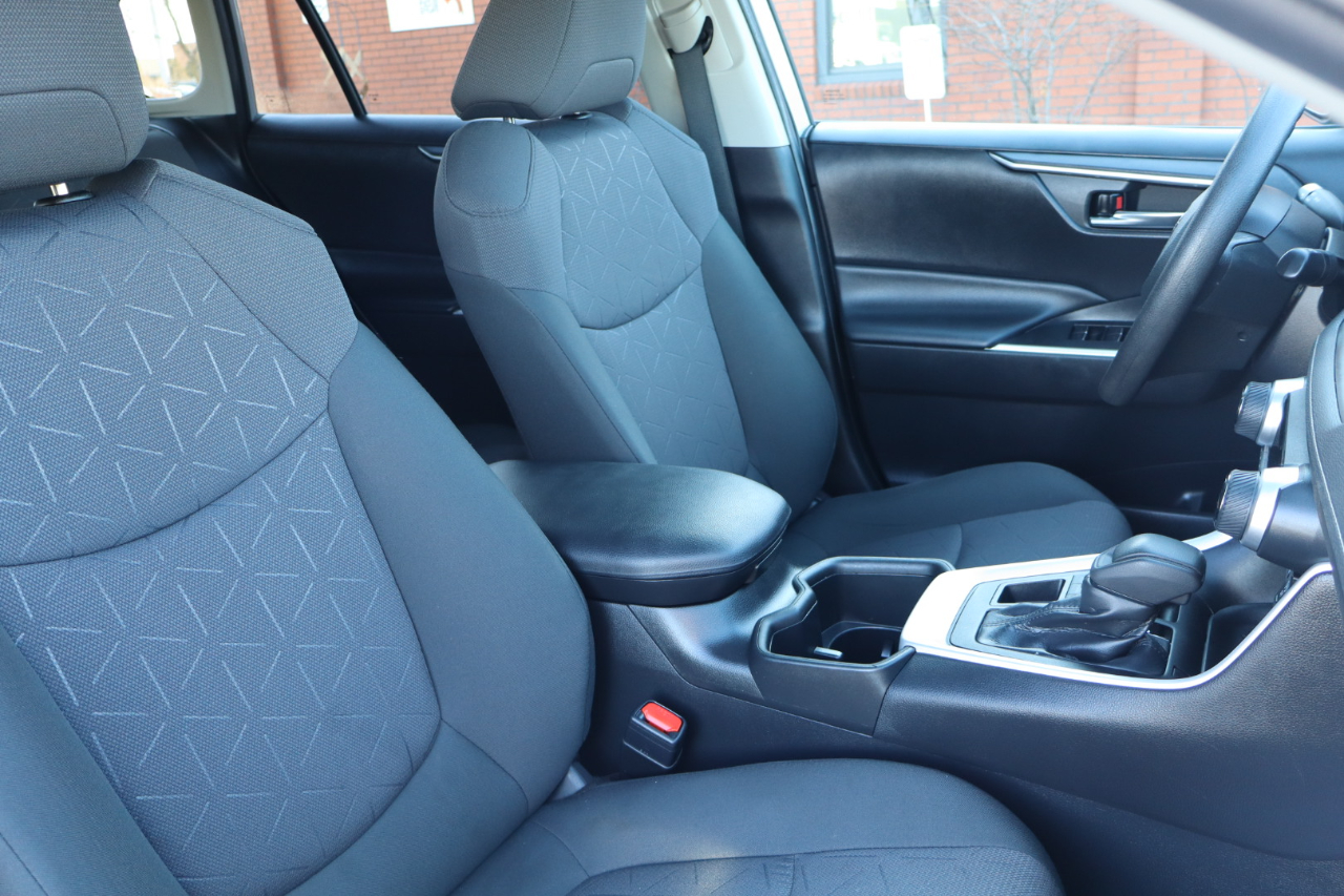 Toyota RAV4 XLE AWD 2022