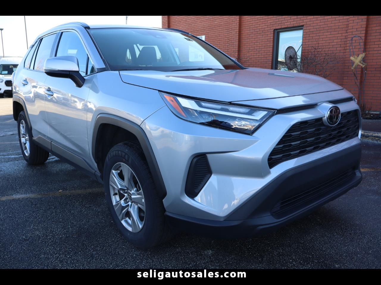 2022 Toyota RAV4 XLE AWD