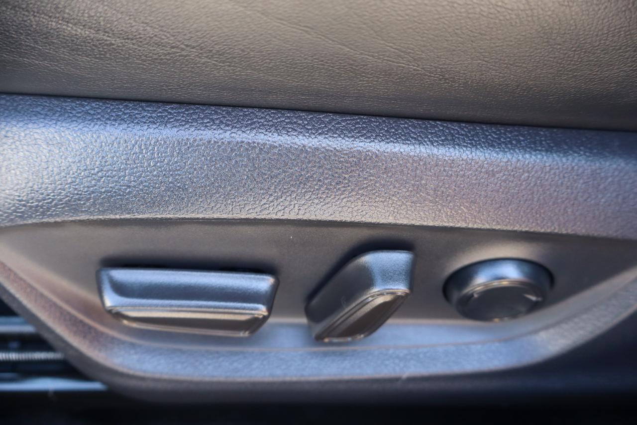 Toyota Avalon XLE 2019