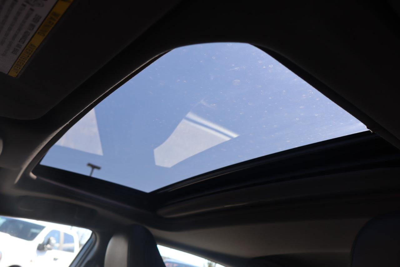 Toyota Avalon XLE 2019