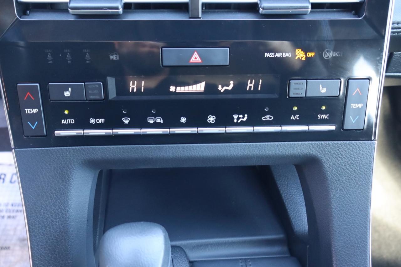 Toyota Avalon XLE 2019