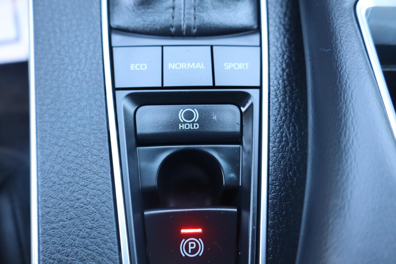 Toyota Avalon XLE 2019