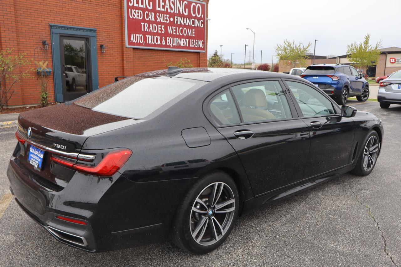 BMW 7-Series 750i xDrive 2022