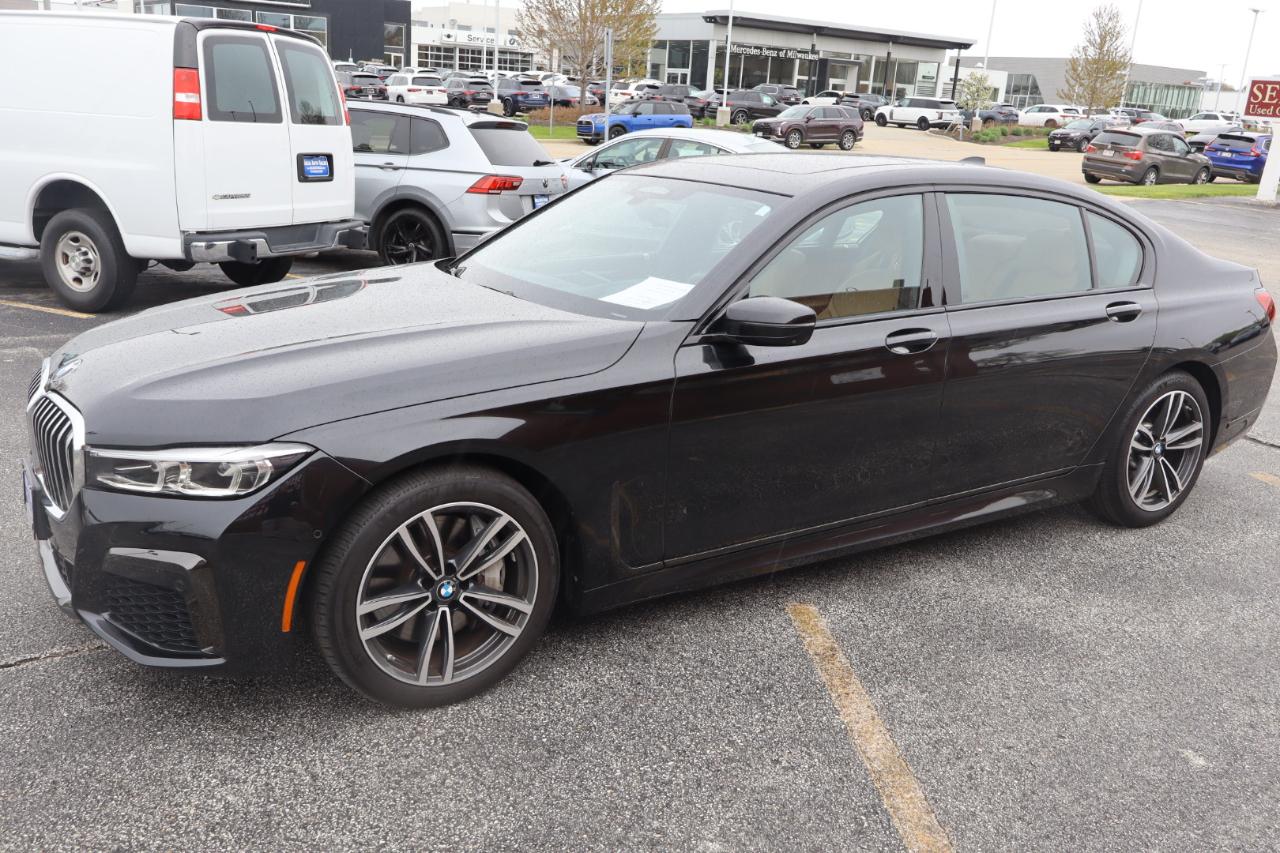 BMW 7-Series 750i xDrive 2022