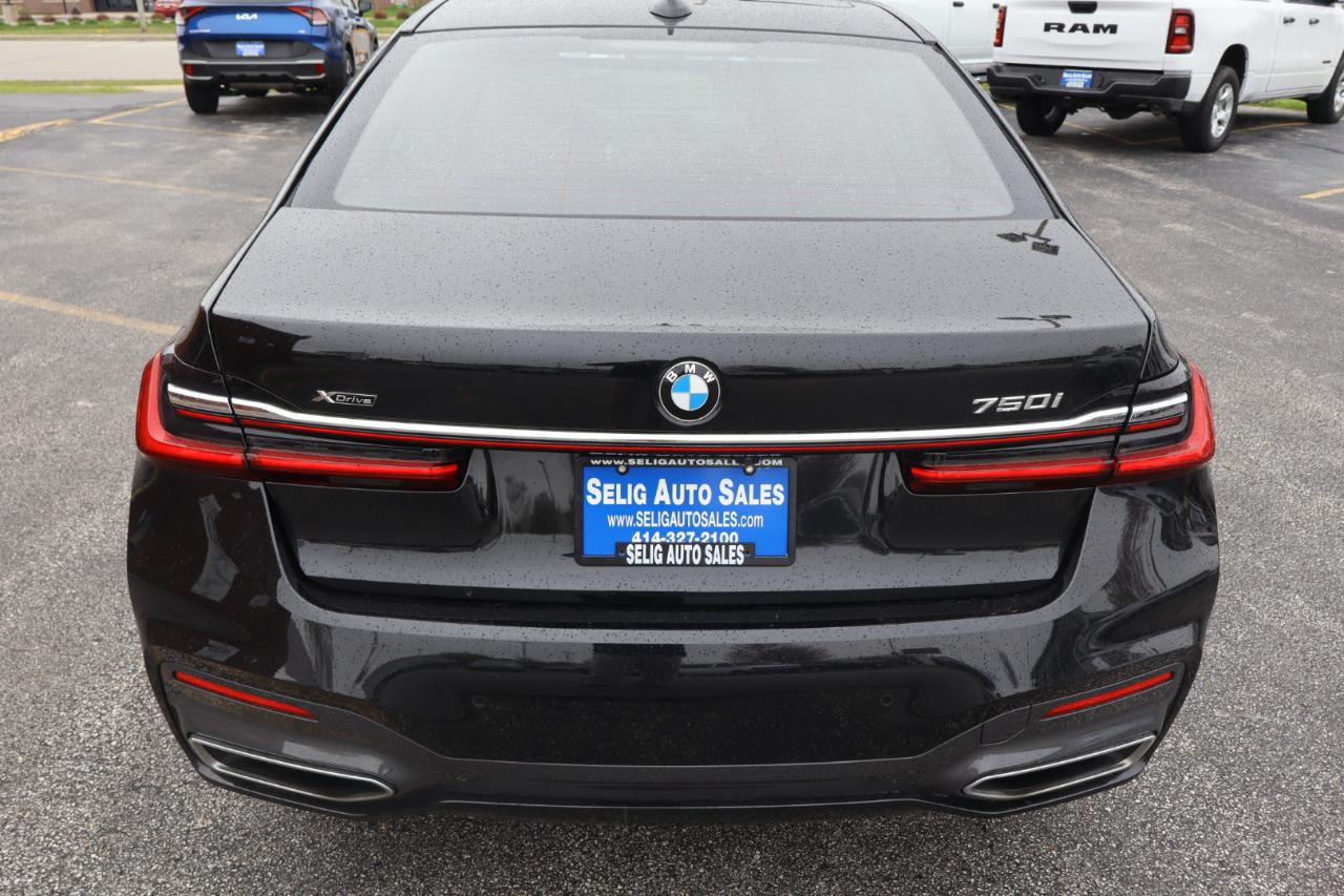 BMW 7-Series 750i xDrive 2022