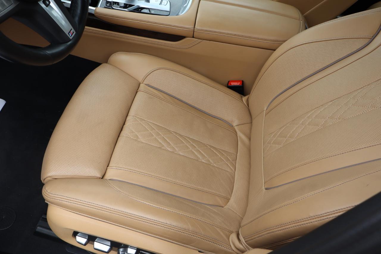 BMW 7-Series 750i xDrive 2022
