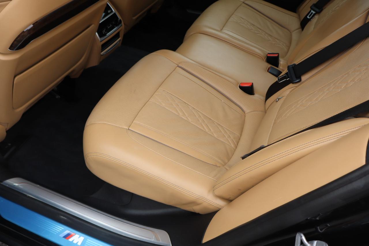 BMW 7-Series 750i xDrive 2022