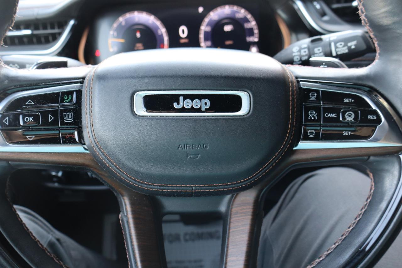 Jeep Grand Cherokee L Summit 4WD 2022