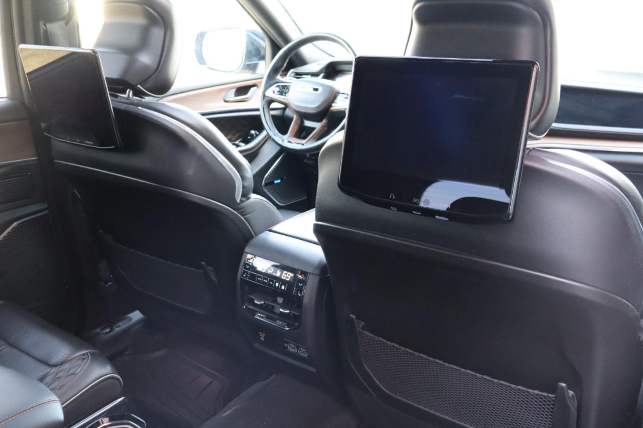 Jeep Grand Cherokee L Summit 4WD 2022