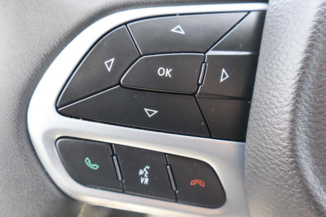 Chrysler Pacifica Touring L 2023