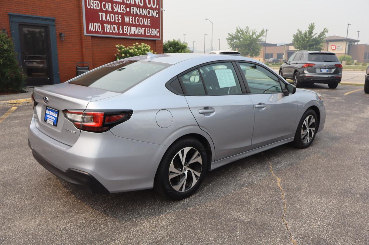 Subaru Legacy  2023