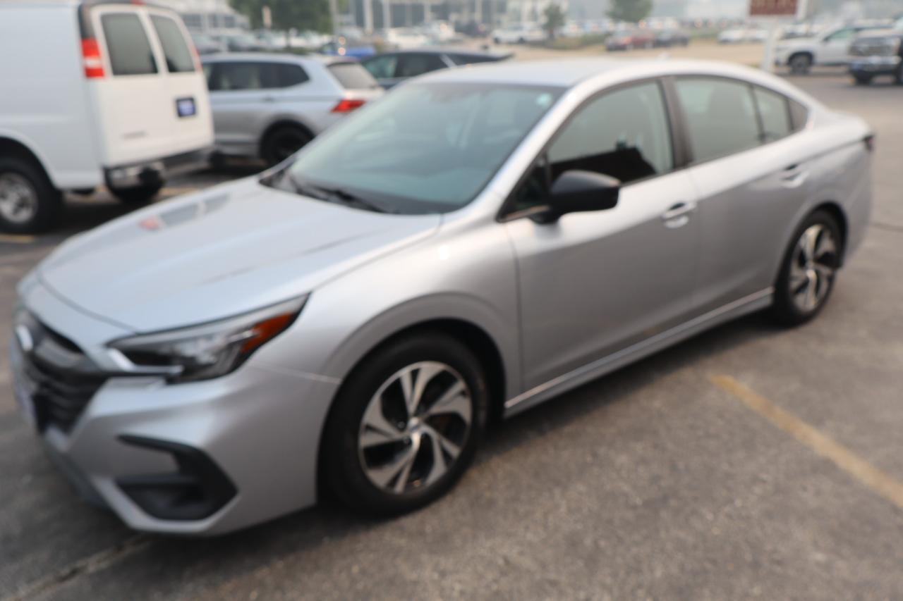 Subaru Legacy  2023