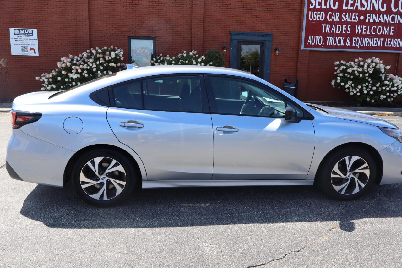 Subaru Legacy  2023