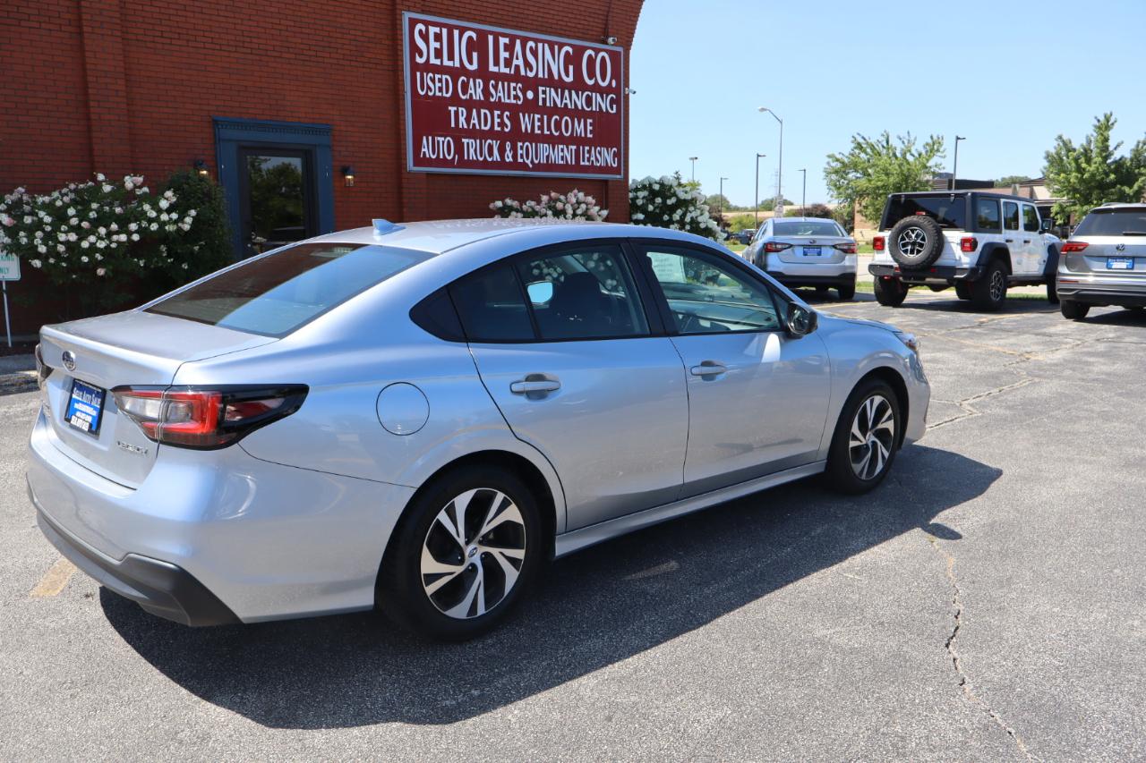 Subaru Legacy  2023