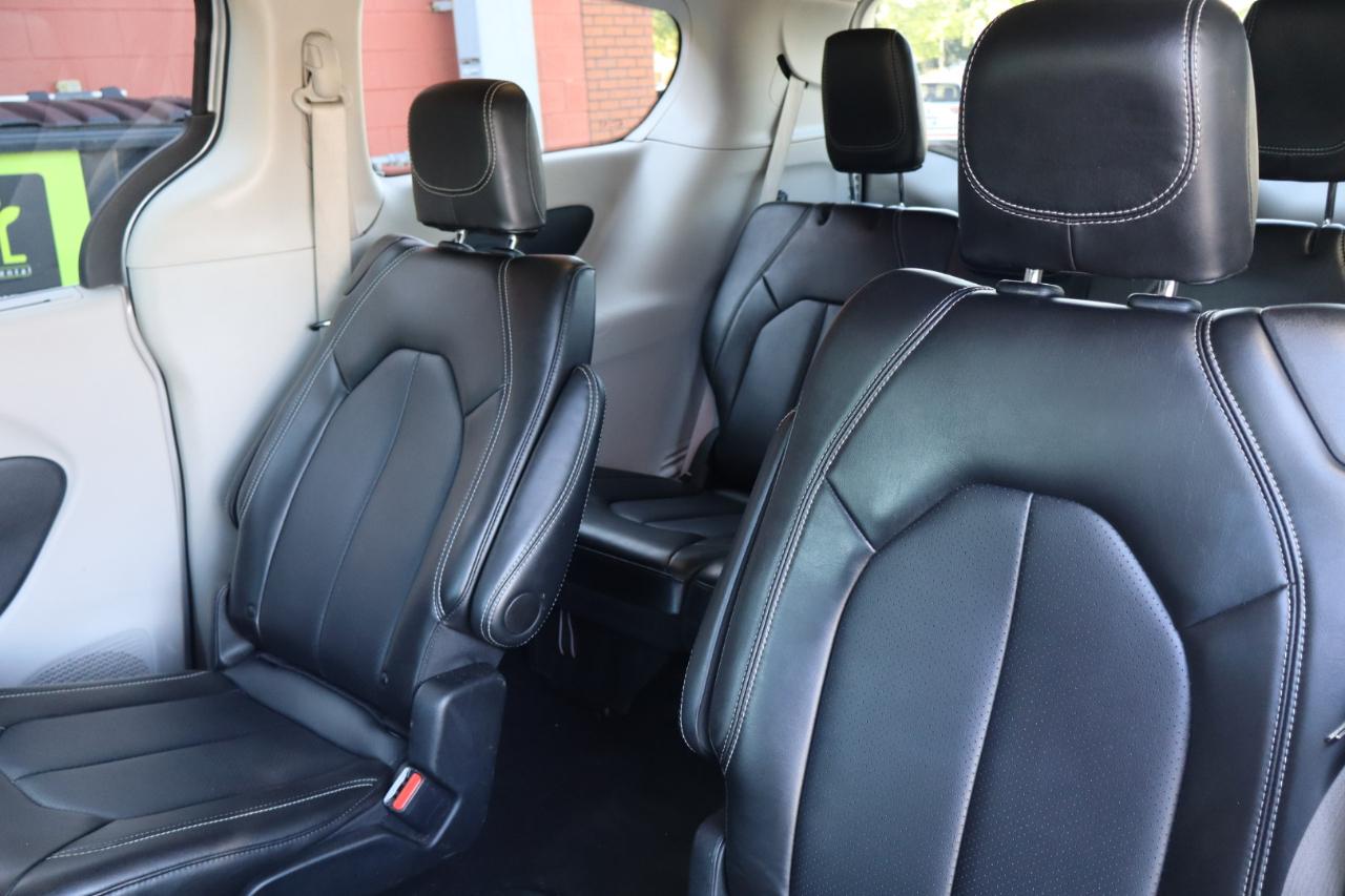 Chrysler Pacifica Touring L 2024