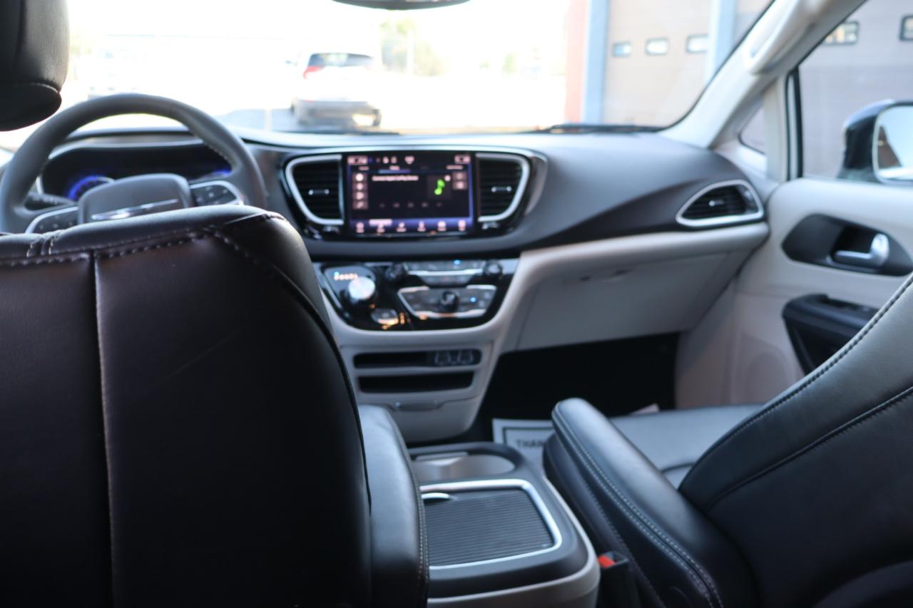 Chrysler Pacifica Touring L 2024