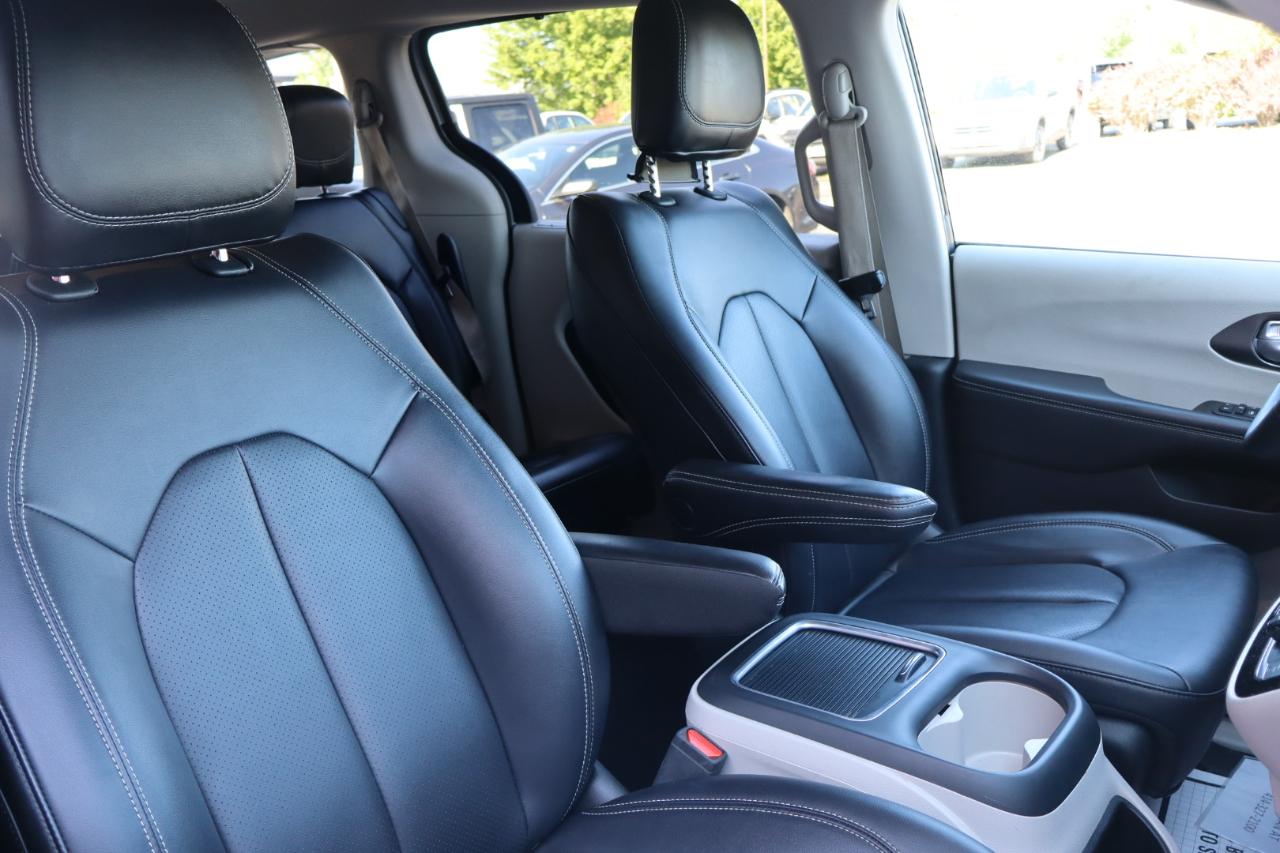 Chrysler Pacifica Touring L 2024