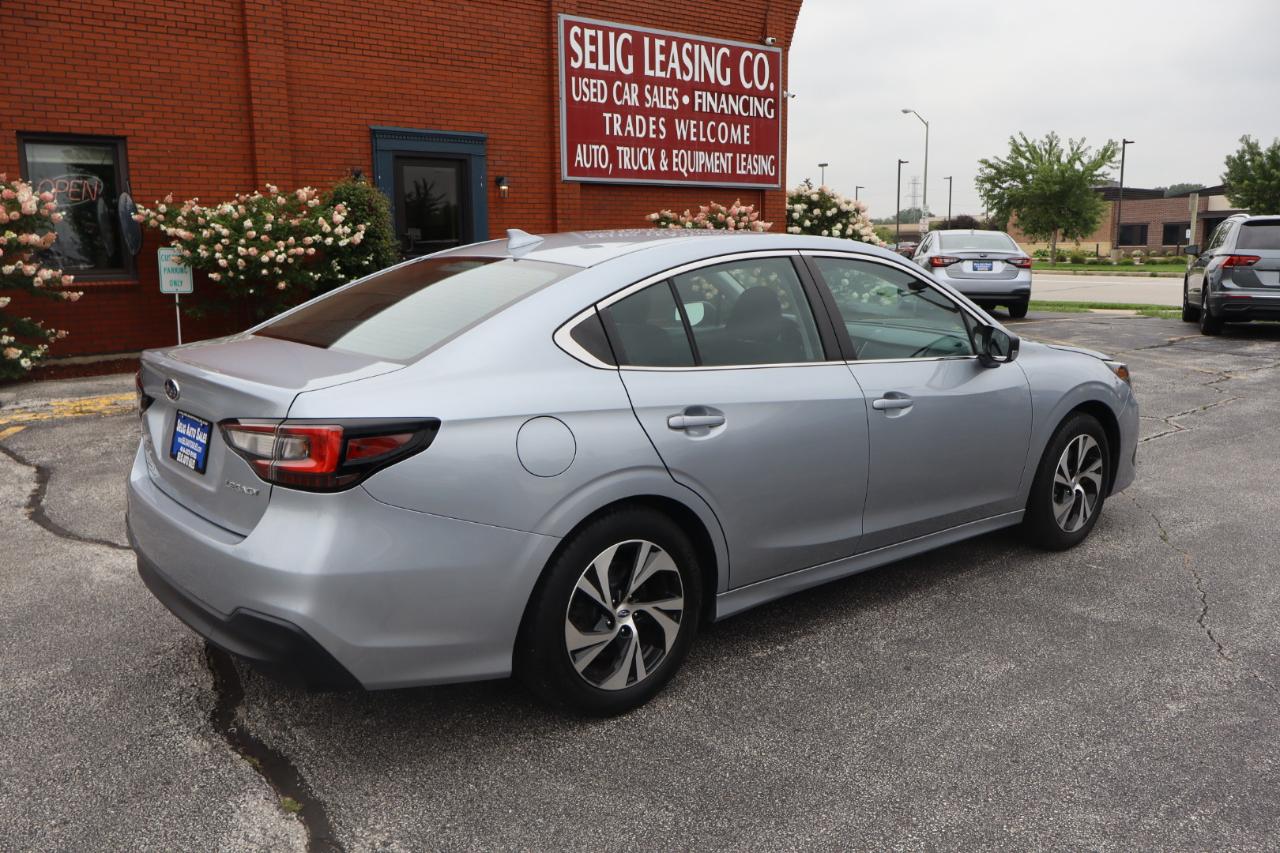 Subaru Legacy 2.5i 2022