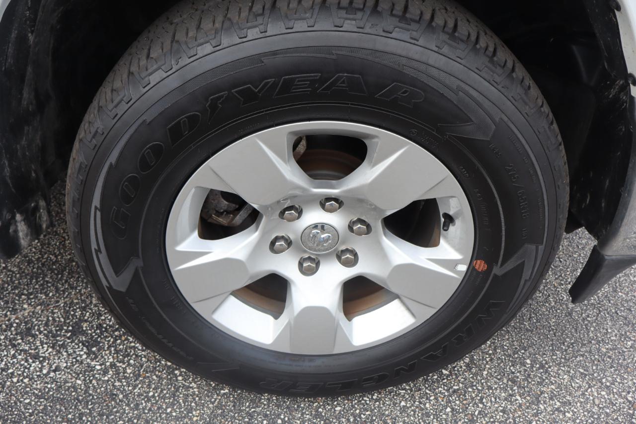 RAM 1500 Big Horn Crew Cab LWB 4WD 2023