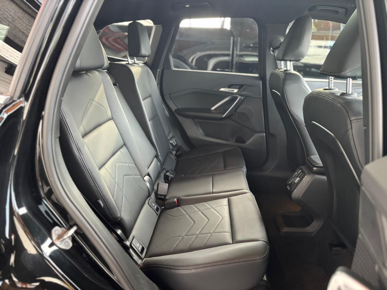BMW X1 xDrive28i 2025 BMW X1 xDrive28i 2025