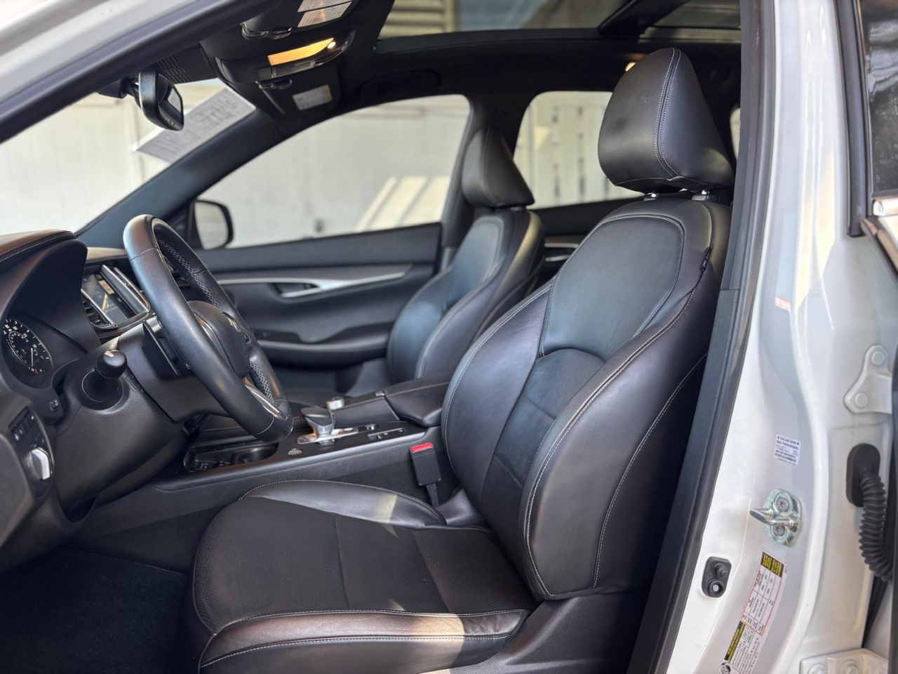 Infiniti QX50 LUXE 2022 Infiniti QX50 LUXE 2022