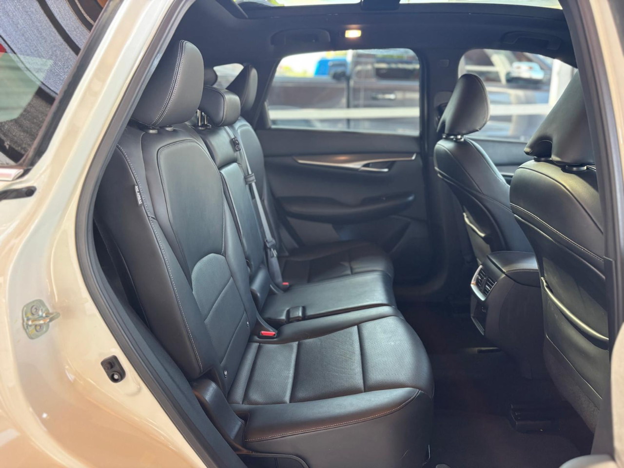 Infiniti QX50 LUXE 2022 Infiniti QX50 LUXE 2022