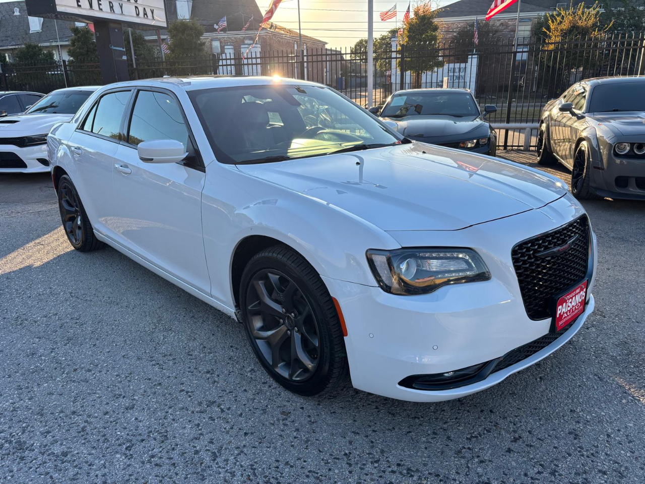 Chrysler 300  2023 Chrysler 300  2023