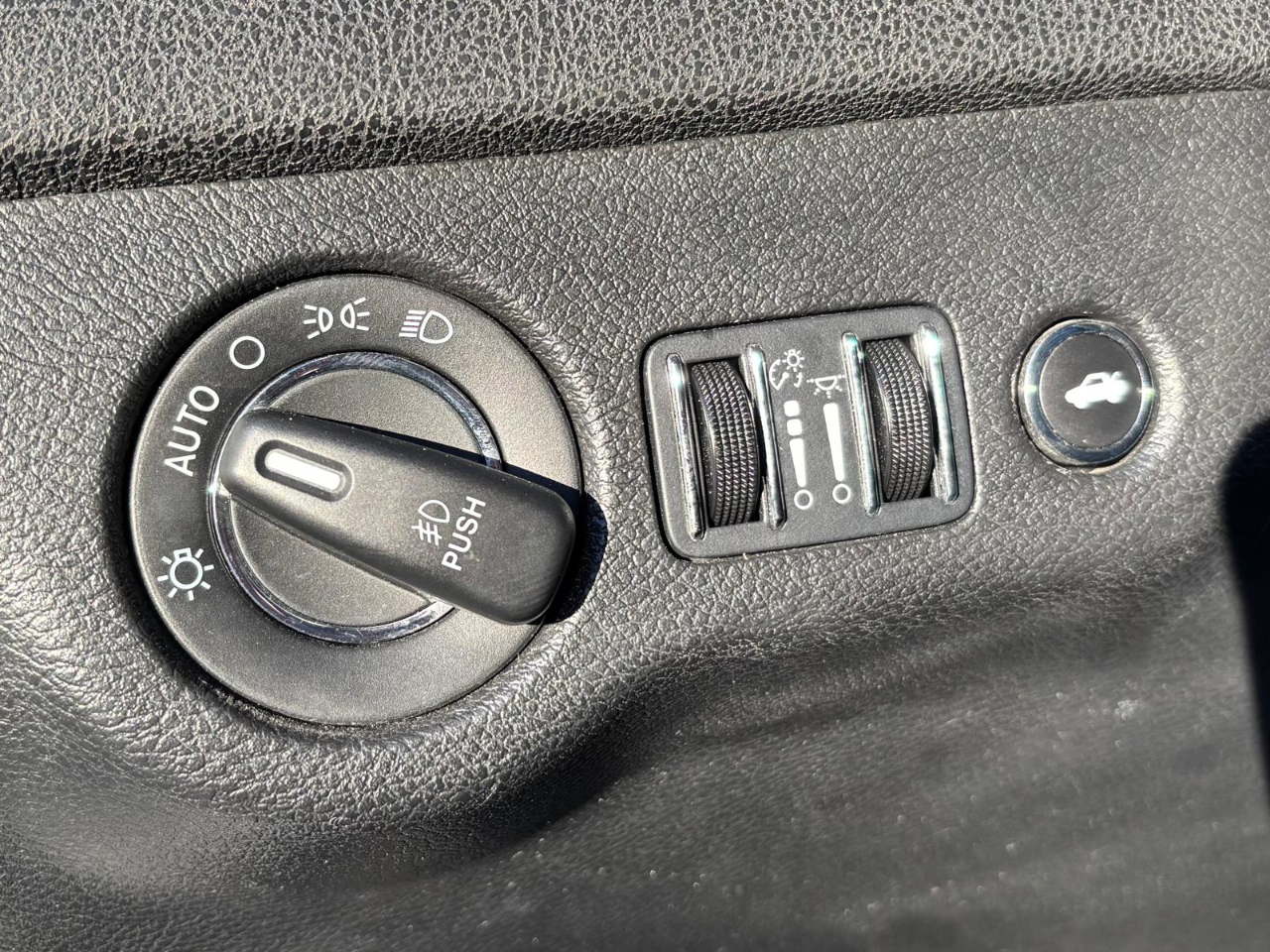 Chrysler 300  2023 Chrysler 300  2023