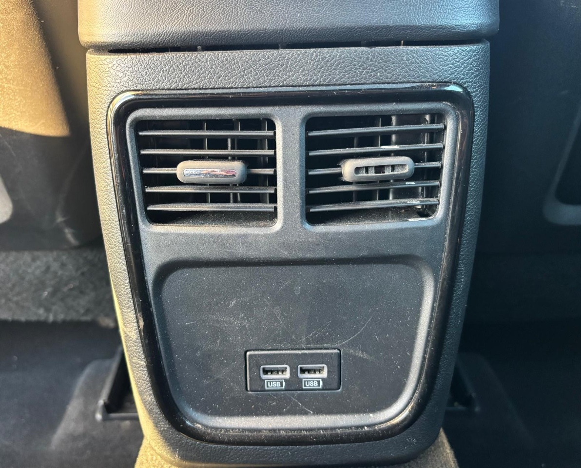 Chrysler 300  2023 Chrysler 300  2023