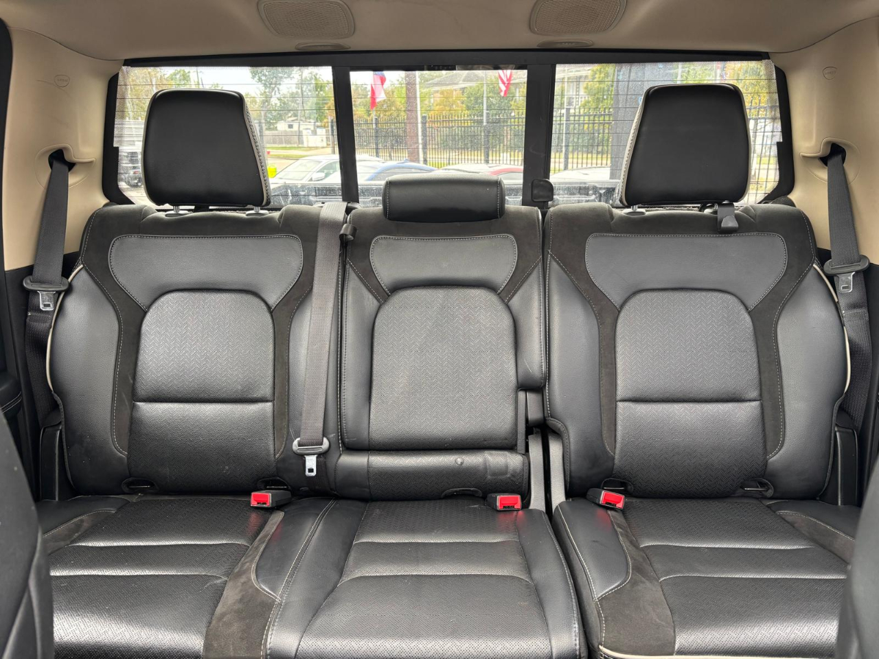 RAM 1500 Laramie Crew Cab 4WD 2021