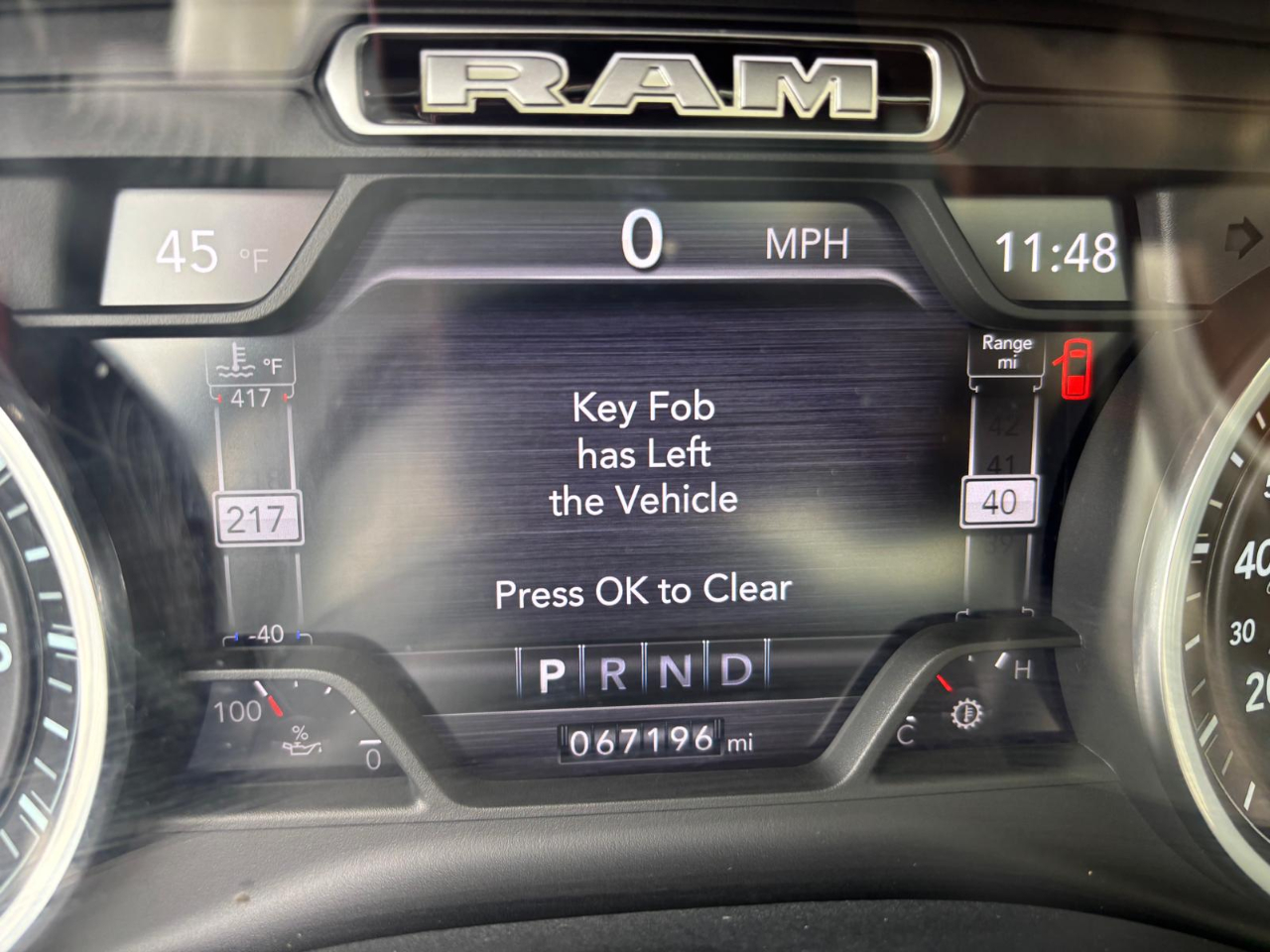 RAM 1500 Laramie Crew Cab 4WD 2021