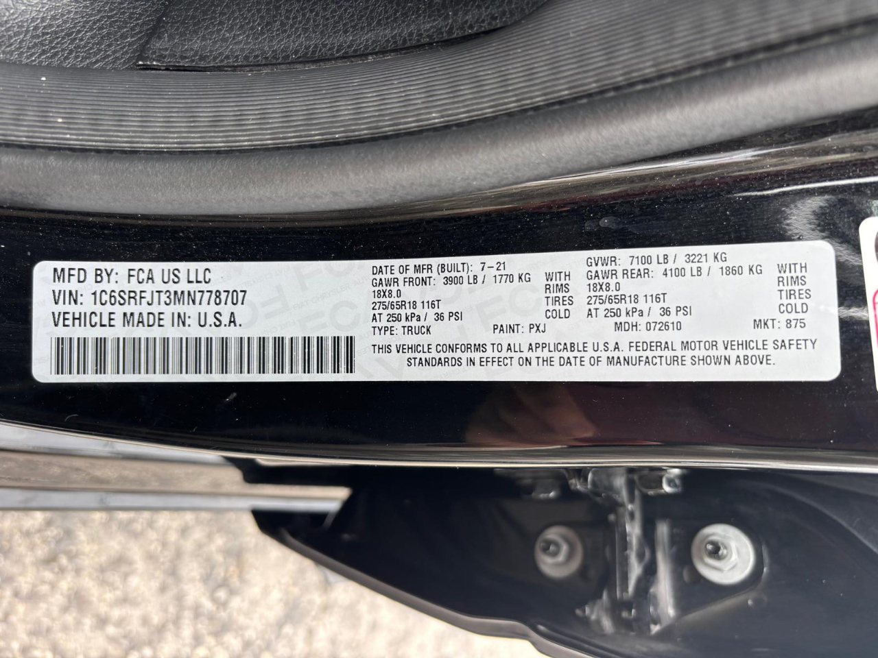 RAM 1500 Laramie Crew Cab 4WD 2021