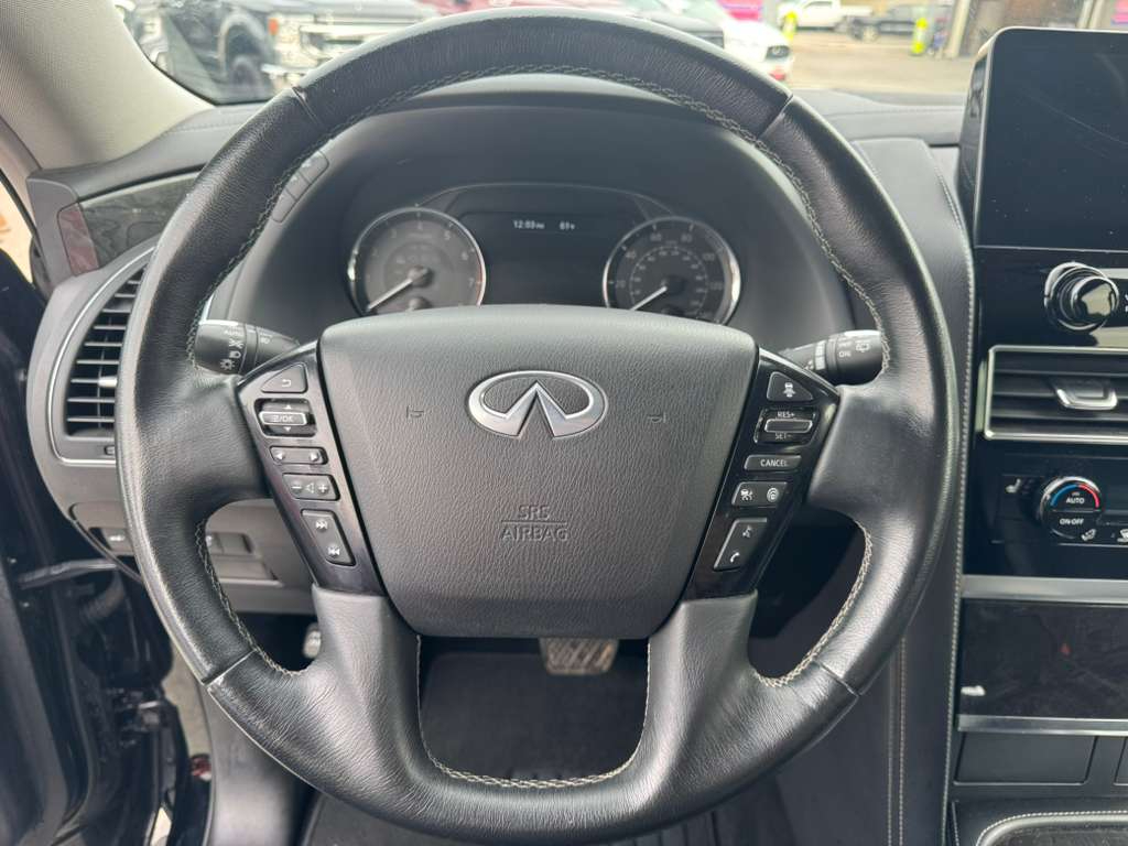 Infiniti QX80 LUXE 2023