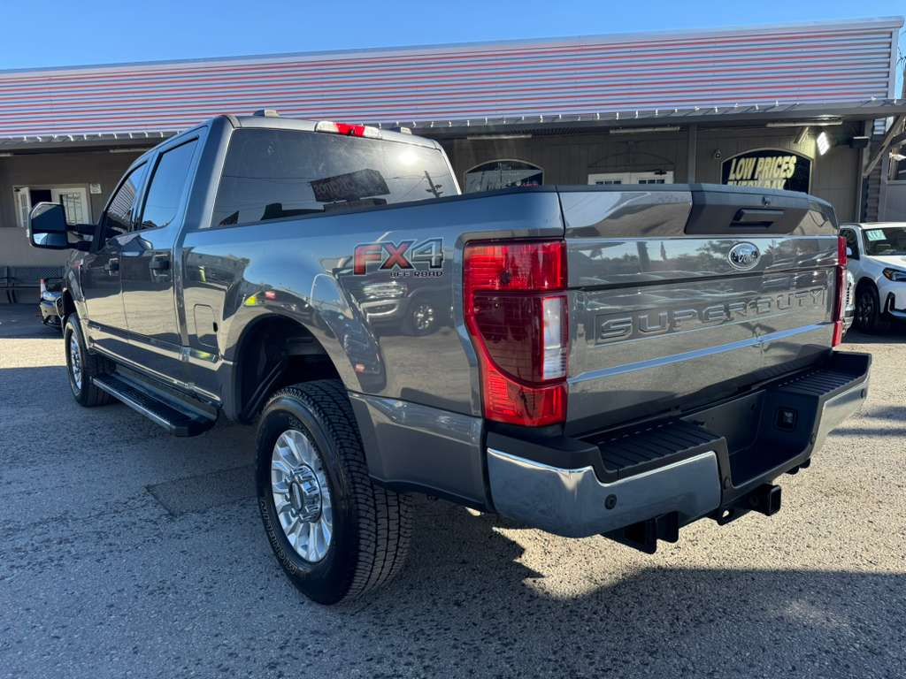 Ford F-250 SD XLT 2022