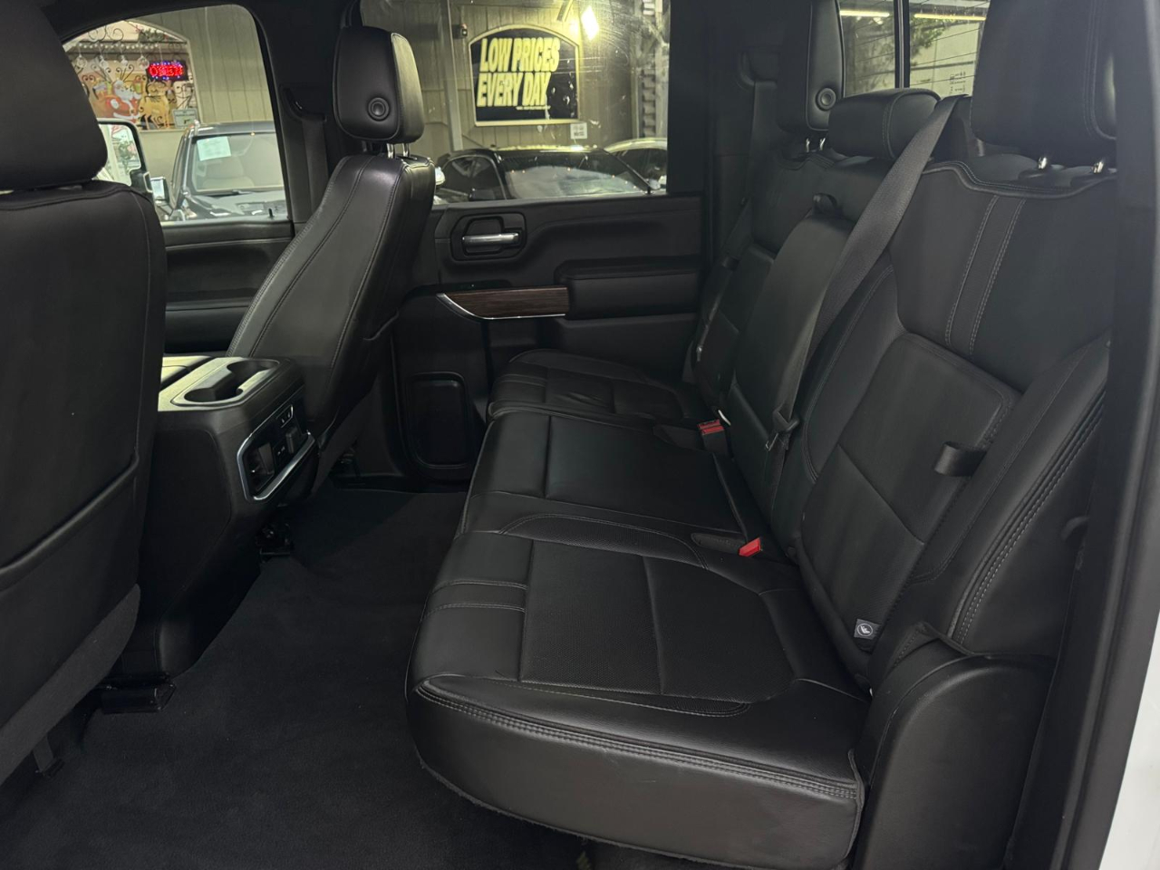 Chevrolet Silverado 2500HD High Country Crew Cab Long Box 4WD 2020