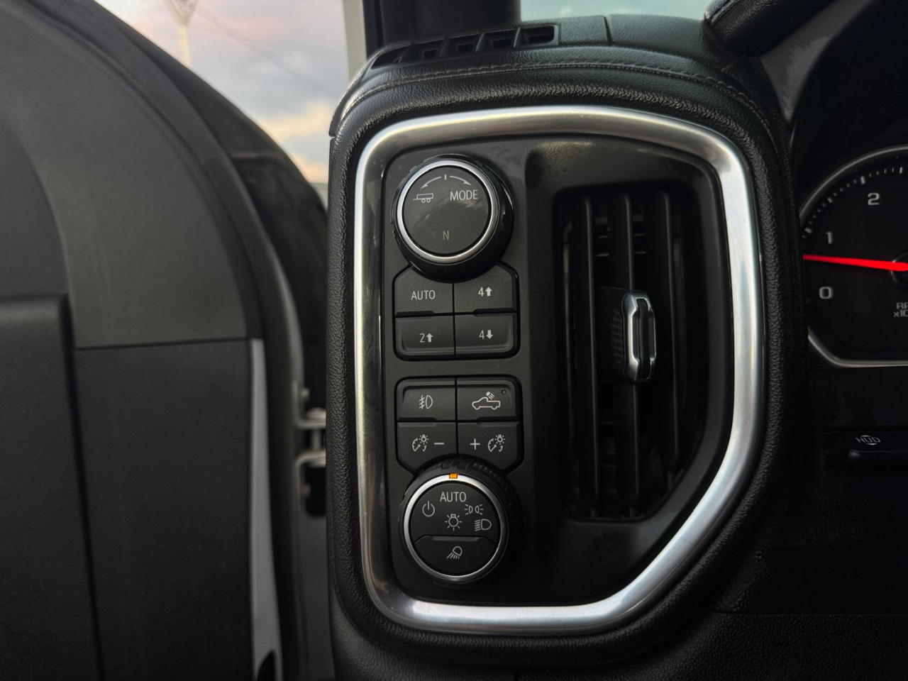 Chevrolet Silverado 2500HD High Country Crew Cab Long Box 4WD 2020