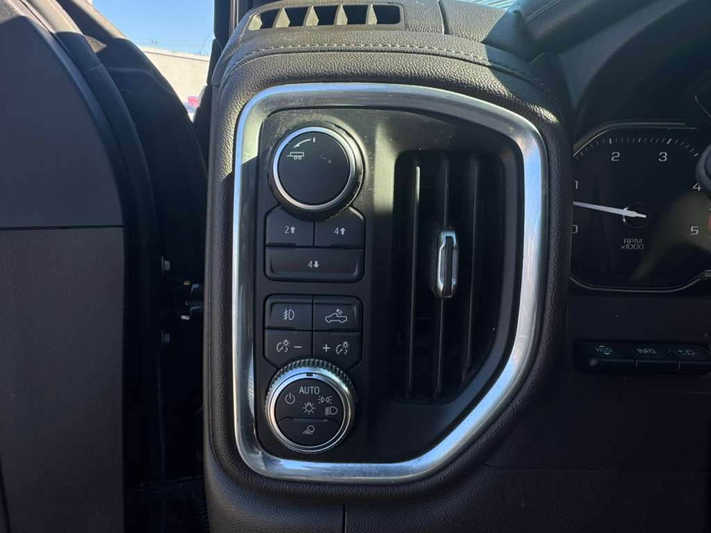 GMC Sierra 2500HD Denali Crew Cab 4WD 2021