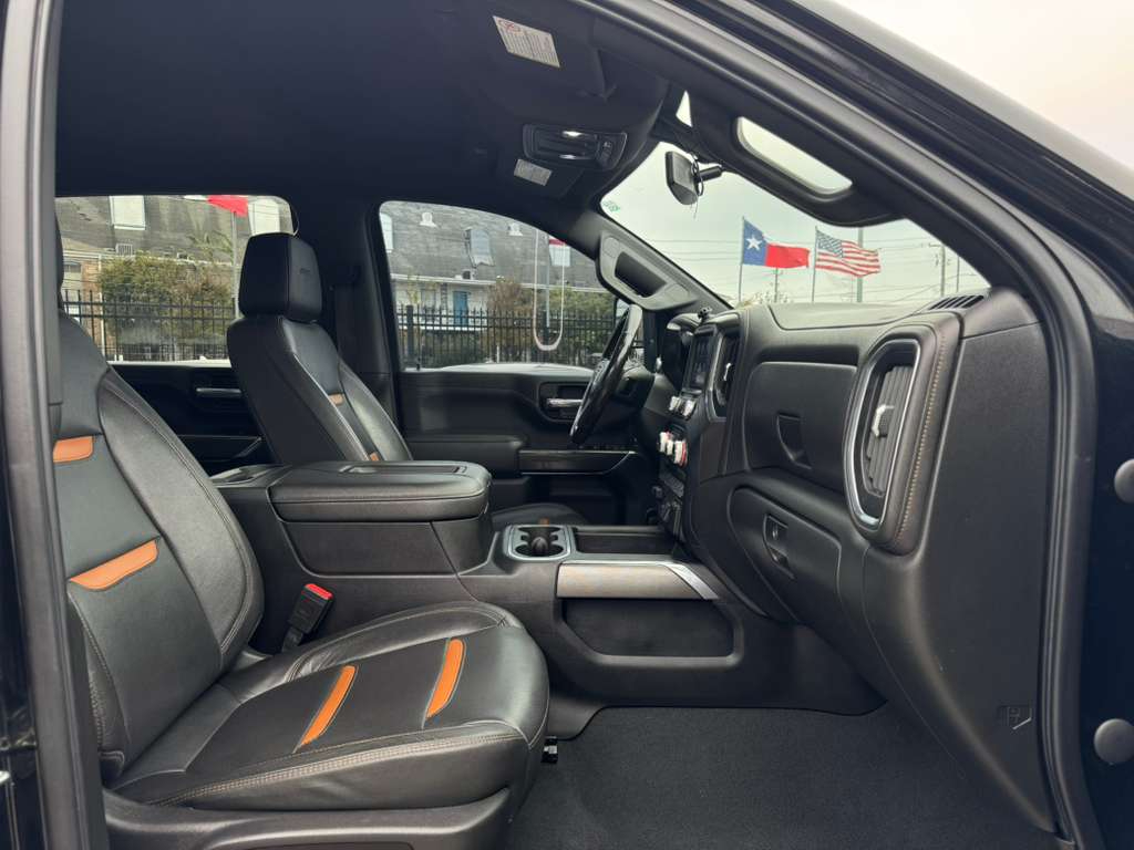 GMC Sierra 2500HD AT4 Crew Cab 4WD 2022