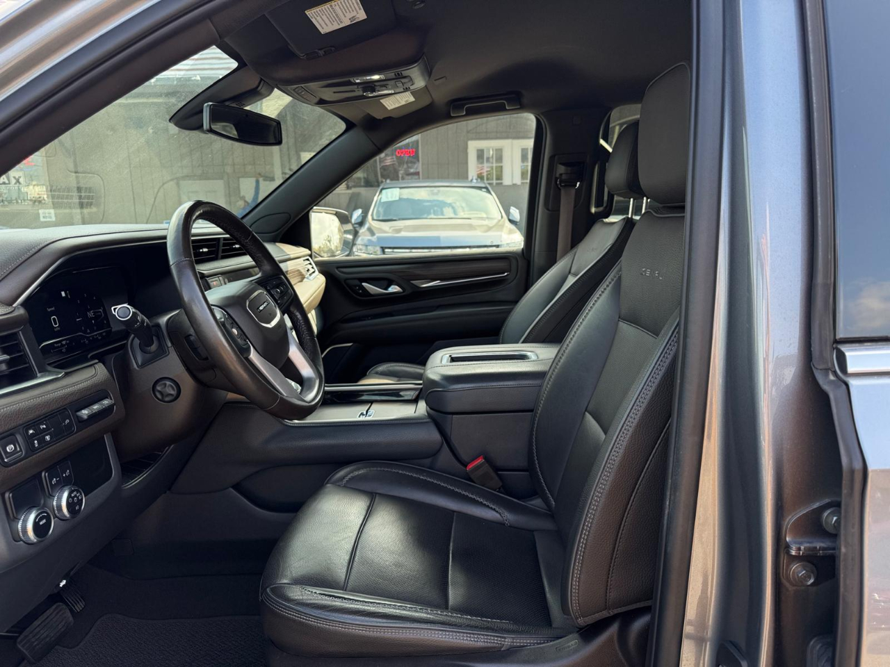 GMC Yukon Denali 2WD 2022