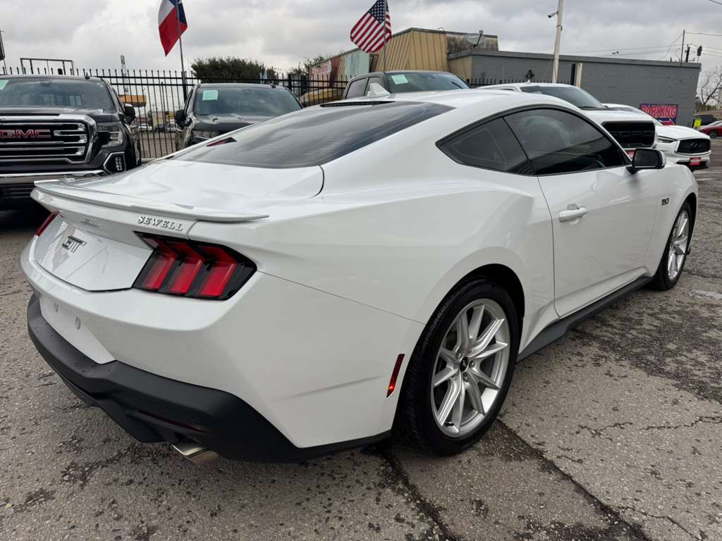 Ford Mustang GT Premium Coupe 2024