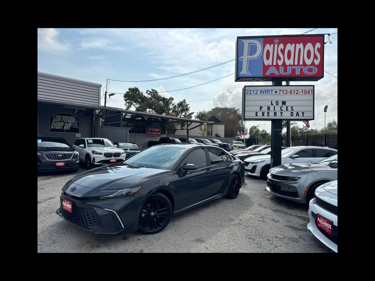 Toyota Camry SE 2025