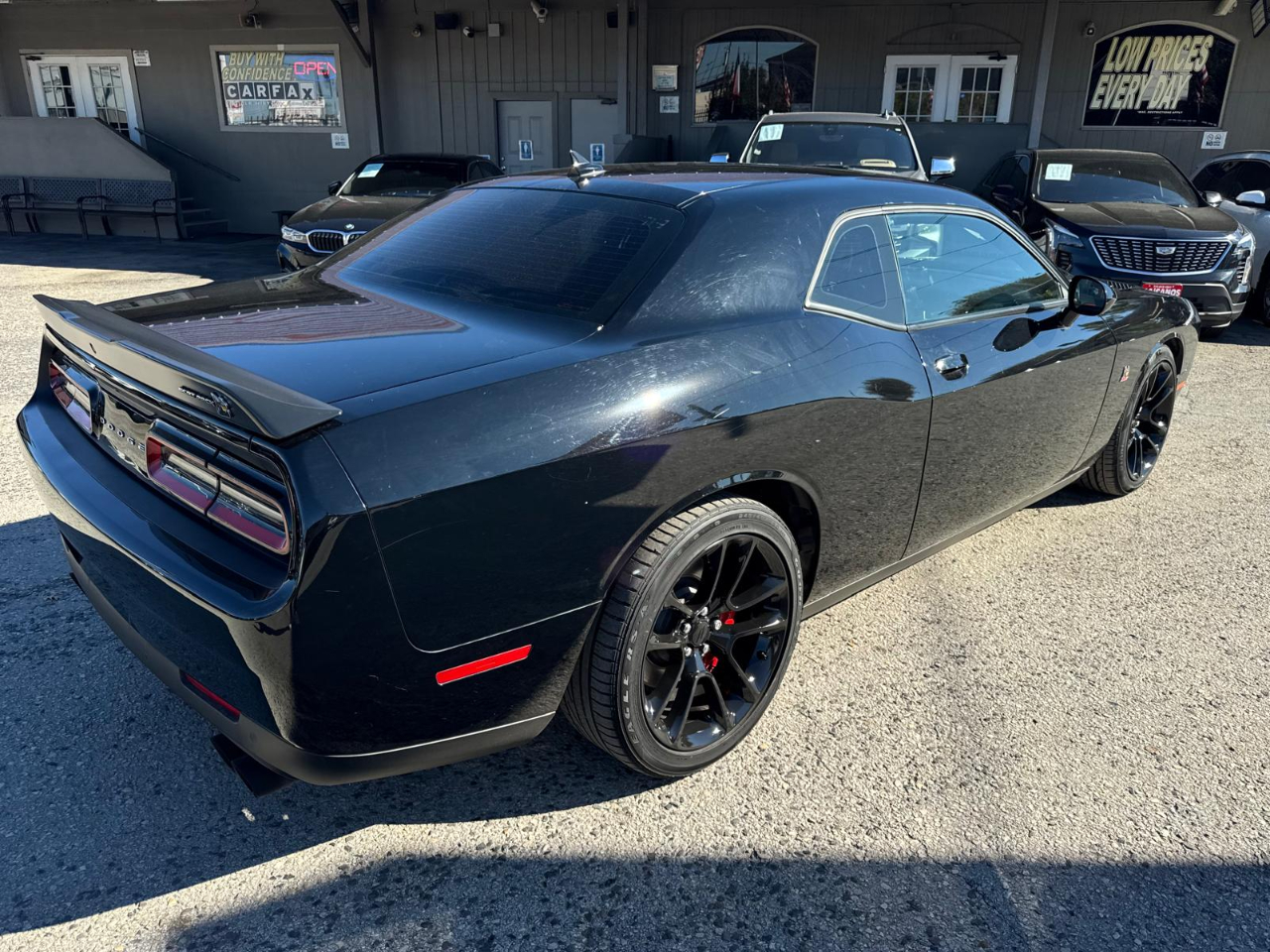 Dodge Challenger R/T SCAT Pack 2022