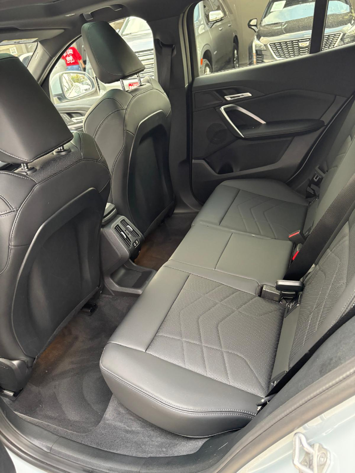 BMW X2 xDrive28i 2025