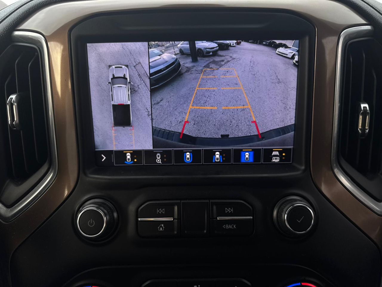 Chevrolet Silverado 2500HD High Country Crew Cab Long Box 4WD 2020